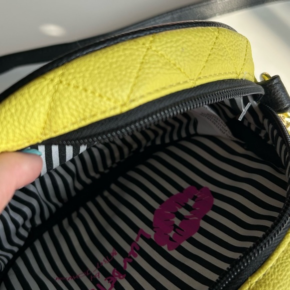 Luv Betsy Emoji Bag 😝 - Picture 7 of 14